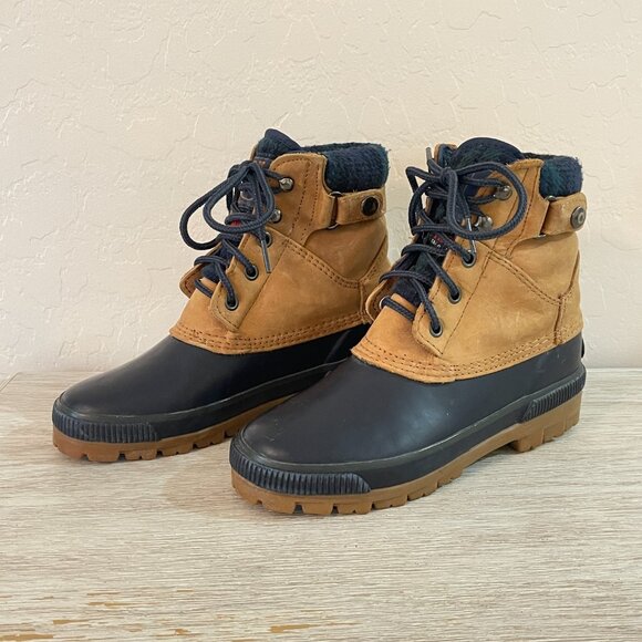Vintage American Eagle 6 Boots Bootie StormGear Navy Blue Rubber Tan Leather - Picture 1 of 11